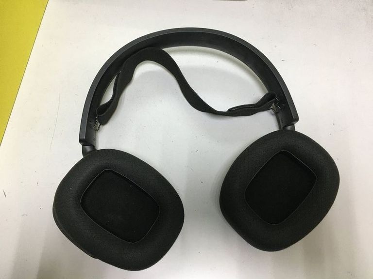 Оголошення Hator phoenix wireless rgb tri-mode Б/У