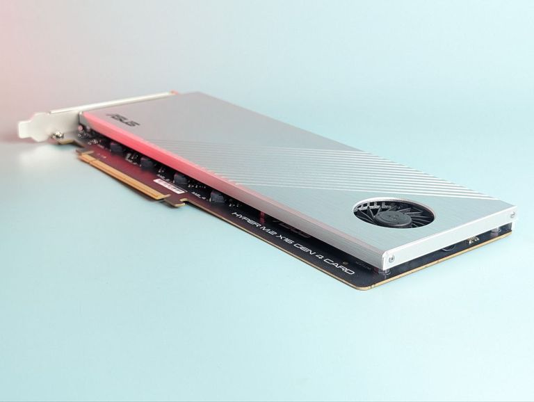 Объявление Плата-адаптер Asus PCIe Hyper M.2 X16 PCIe 4.0 X4 Expansion Card GEN 4 — 256 Gbps. Нова. Б/У