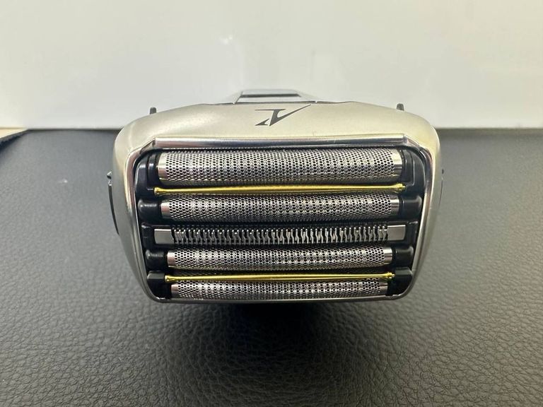 Дешево Panasonic ES-CV51-S820 з ломбарду