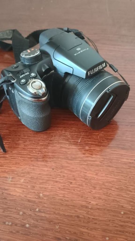 Купити Fujifilm S4200 Б/У