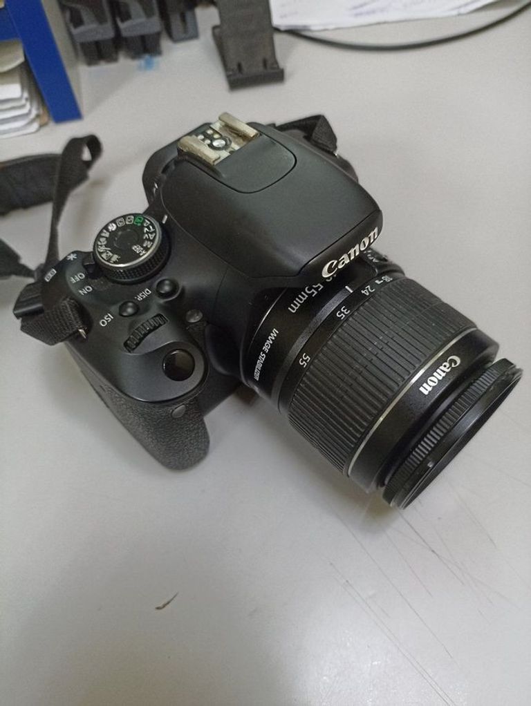 Купить Canon eos 600d ef-s 18-55mm f/3,5-5,6 is ii Б/У