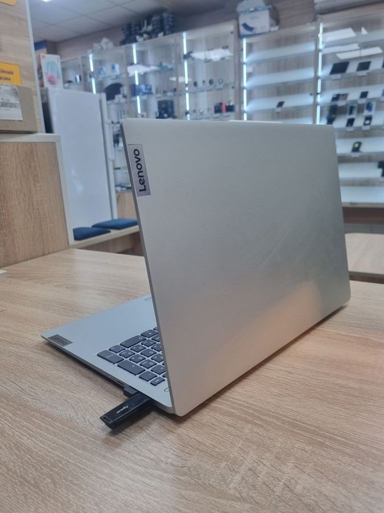 Объявление Lenovo 16/core i5-12450h ddr5/16gb ddr5/hdd *відсутній/ssd 1000 gb/*інтегрована Б/У