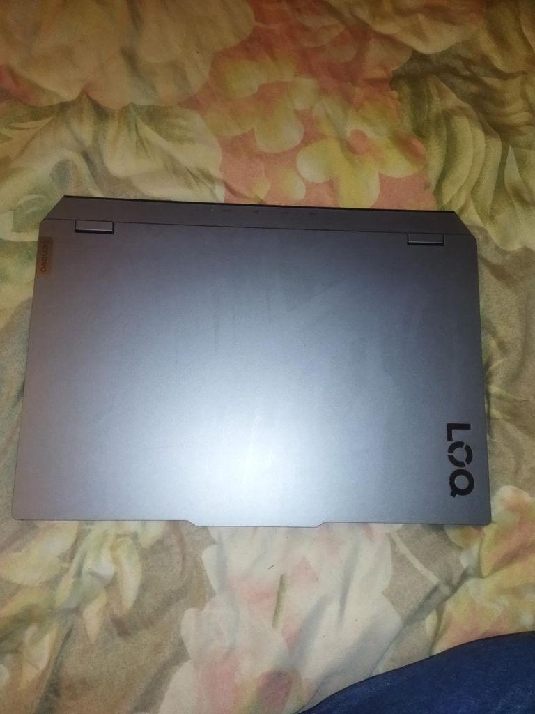 Дешиво Lenovo V15 G4 IRU Business Black (83A1009SRA) с ломбарда