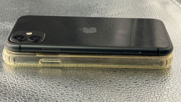 Apple iPhone 11 64GB White (MWL82) Код:01-200777935. Зображення 8