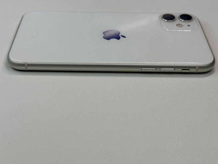 Apple iphone 11 128gb Код:01-200779801. Изображение 9
