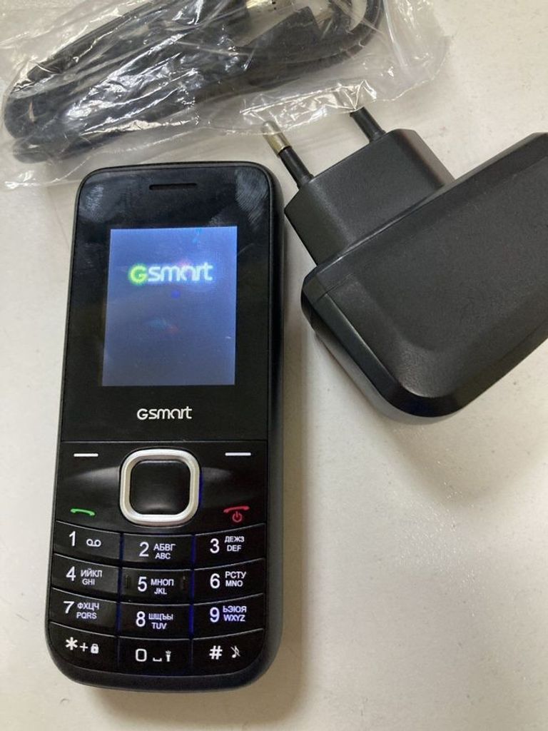 Дешево Gigabyte gsmart f180 з ломбарду