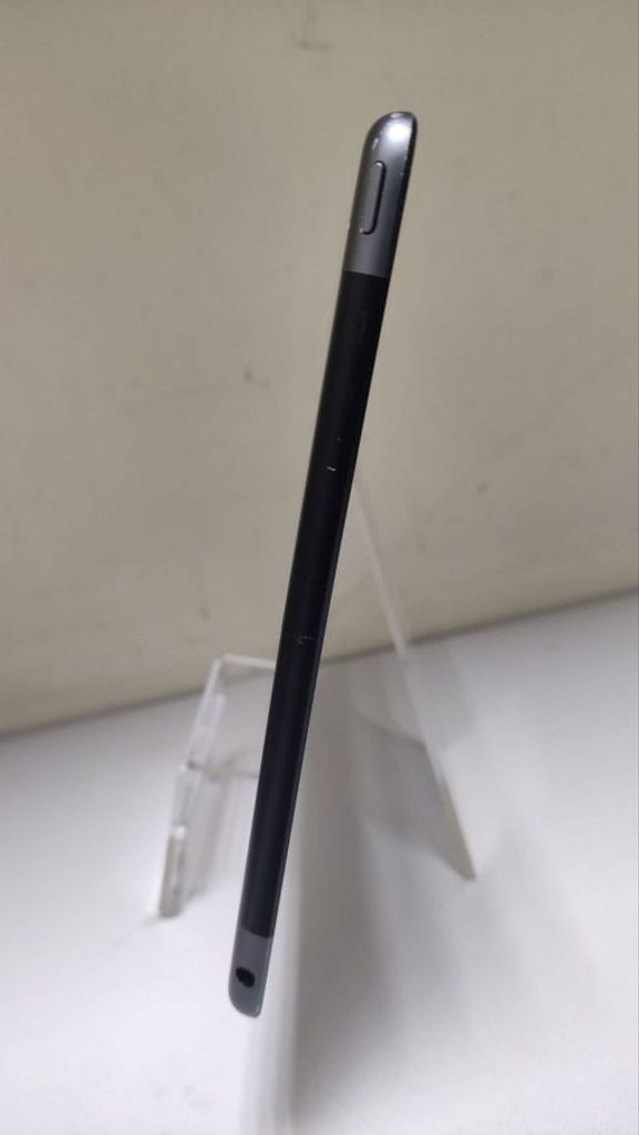 Дешево Apple iPod touch 5Gen 64GB Pink (MC904) з ломбарду