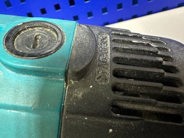 Makita 9227CB Код:01-200787315. Зображення 6