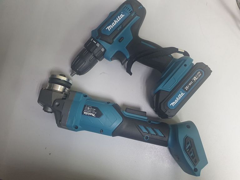 Объявление Makita (Копія) копия. шліф. маш dga 404 + шуруповерт без моделі / 4 акб 26v Б/У