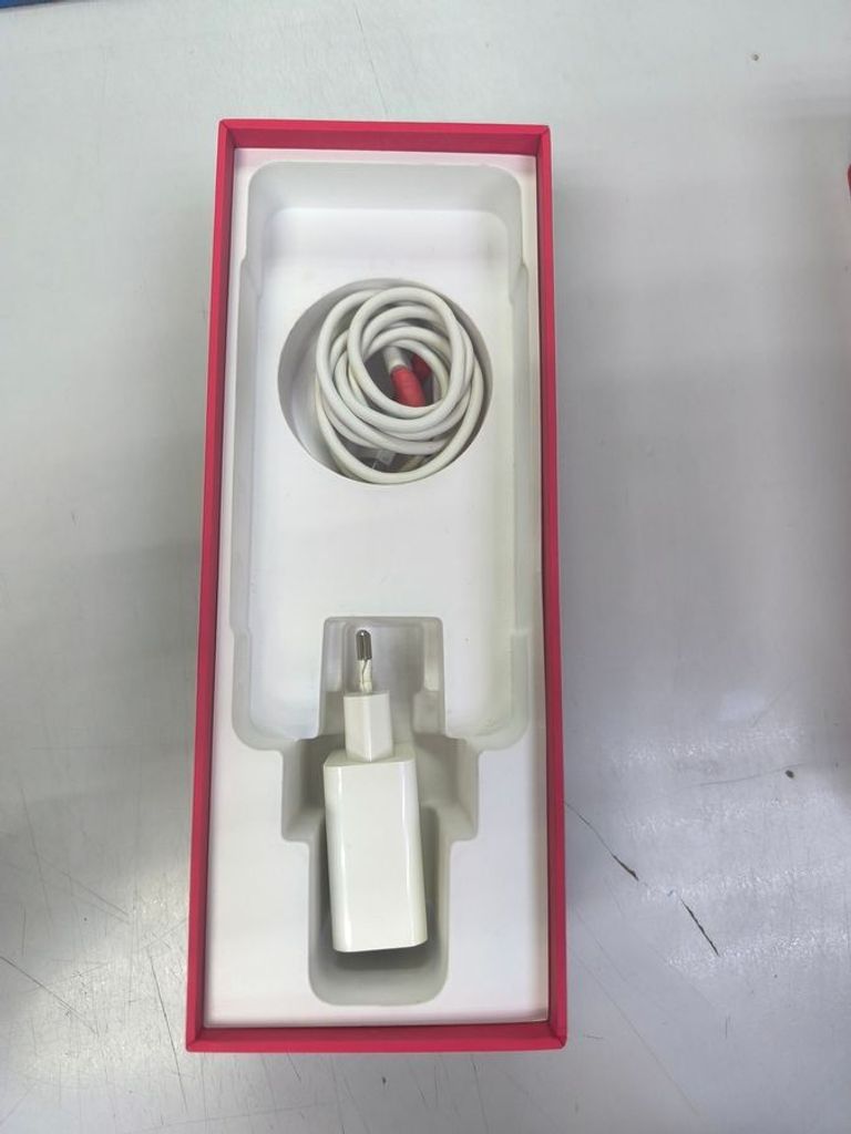 Распродажа Oneplus 8t 8/128gb, продавец Техноскарб