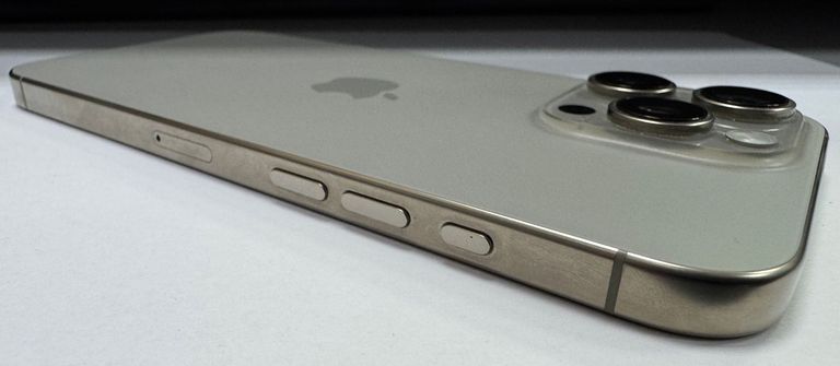 Apple iPhone 16 Pro Max 256GB Black Titanium (MYWV3) Код:01-200800278. Изображение 6