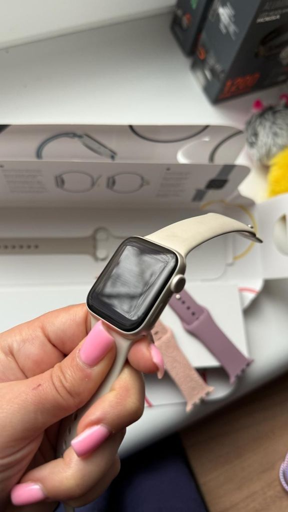 Оголошення Apple watch se 2 gps 40mm aluminium case Б/У