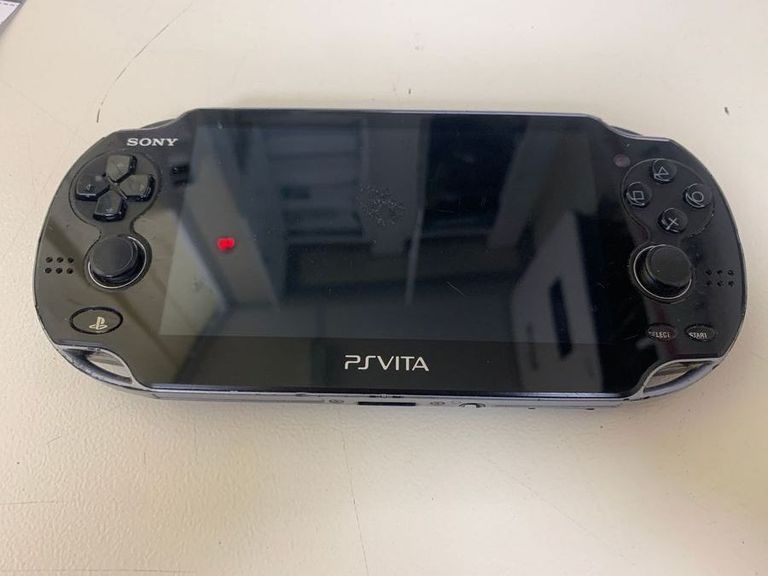 Дешево Sony playstation vita 3g з ломбарду