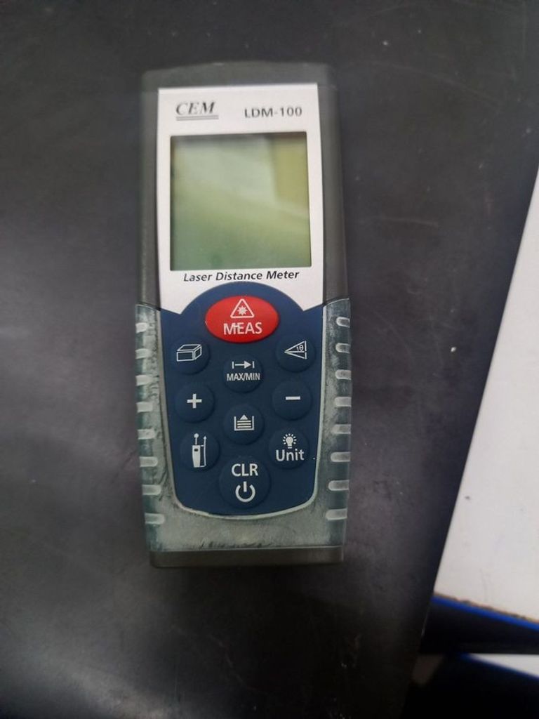 Дешево CEM LDM-100 з ломбарду