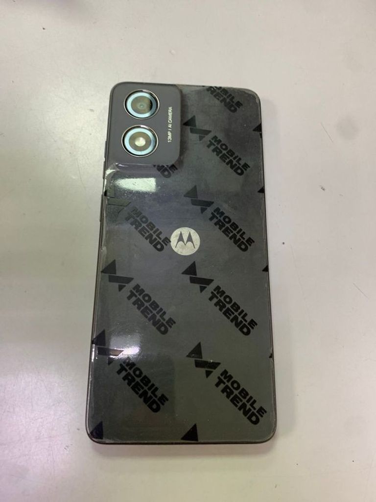 Дешиво Motorola moto e14 2/64gb с ломбарда
