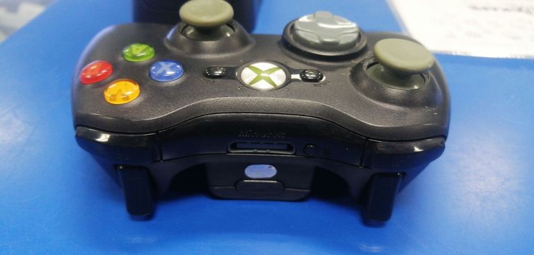 Microsoft xbox360 120gb Код:01-200821220. Зображення 5