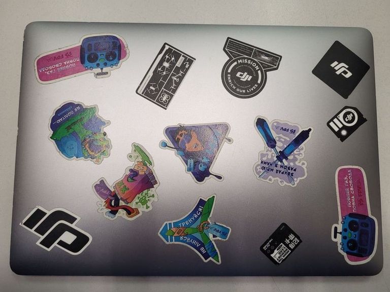 Apple macbook pro 13.3/ core i7 3.3ghz/ ram16gb/ ssd512gb/ intel iris 550/ touch bar Код:01-200821480. Зображення 5