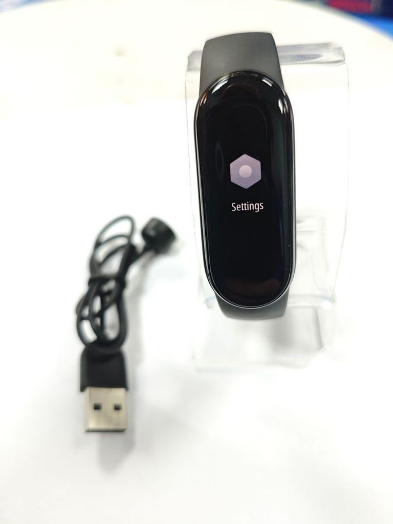 Дешиво Xiaomi mi band 6 с ломбарда