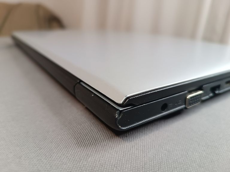 Lenovo IdeaPad V310-15ISK (80SY02GLRA) Код:null. Изображение 4