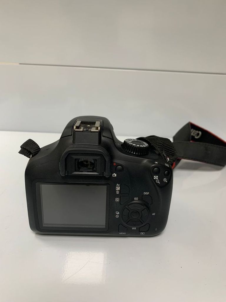 Canon eos 4000d + ef-s 18-55mm macro 0-25m 0,8ft Код:01-200836785. Изображение 5