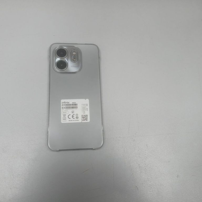Дешево Infinix smart 9 4/128gb з ломбарду