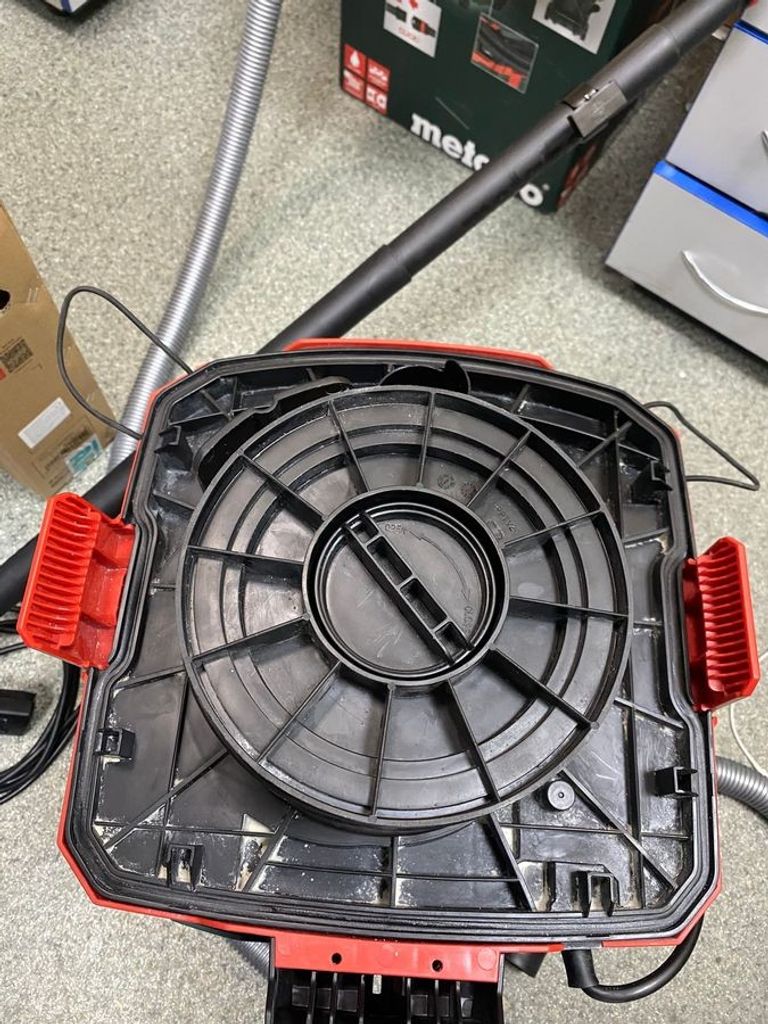 Дешево Metabo asa 30 l pc з ломбарду