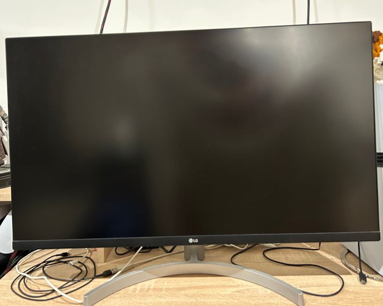 Дешево Lg 32UN500-W з ломбарду