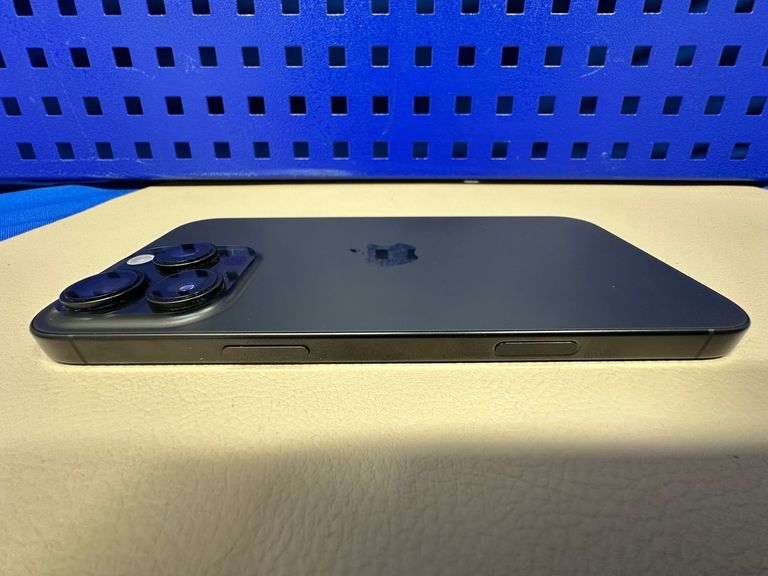 Apple iphone 16 pro max 256gb Код:01-200862582. Зображення 9