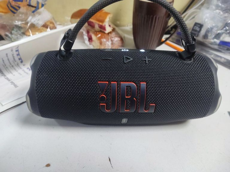 Дешево JBL Charge 6 Black з ломбарду