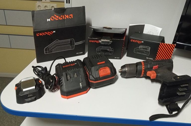 Купити Dnipro-M cd-201hbc compact 1акб 4ah зп Б/У