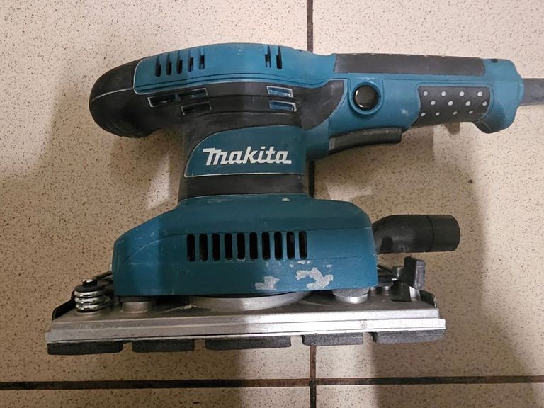 Купити Makita BO3711 Б/У