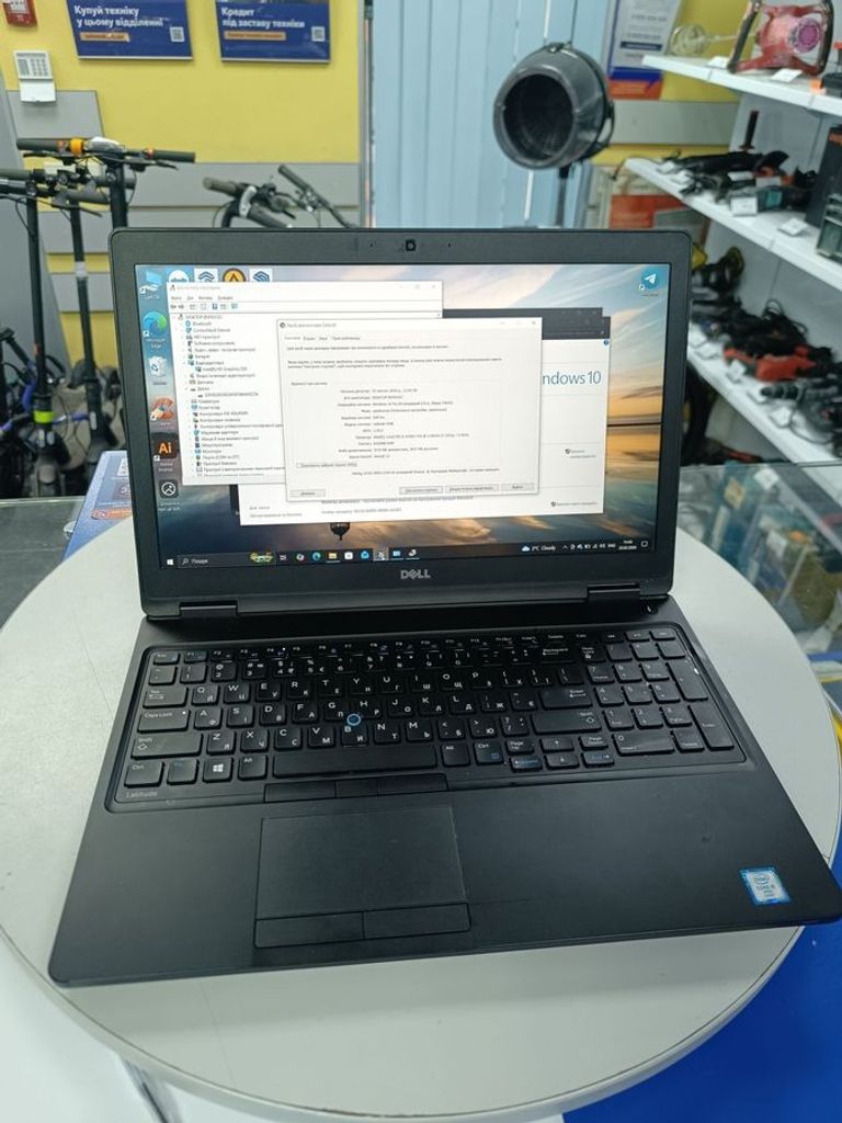 Купити Dell 15/core i5 6300u ddr3/8gb ddr3/hdd *відсутній/ssd 256 gb/*інтегрована Б/У