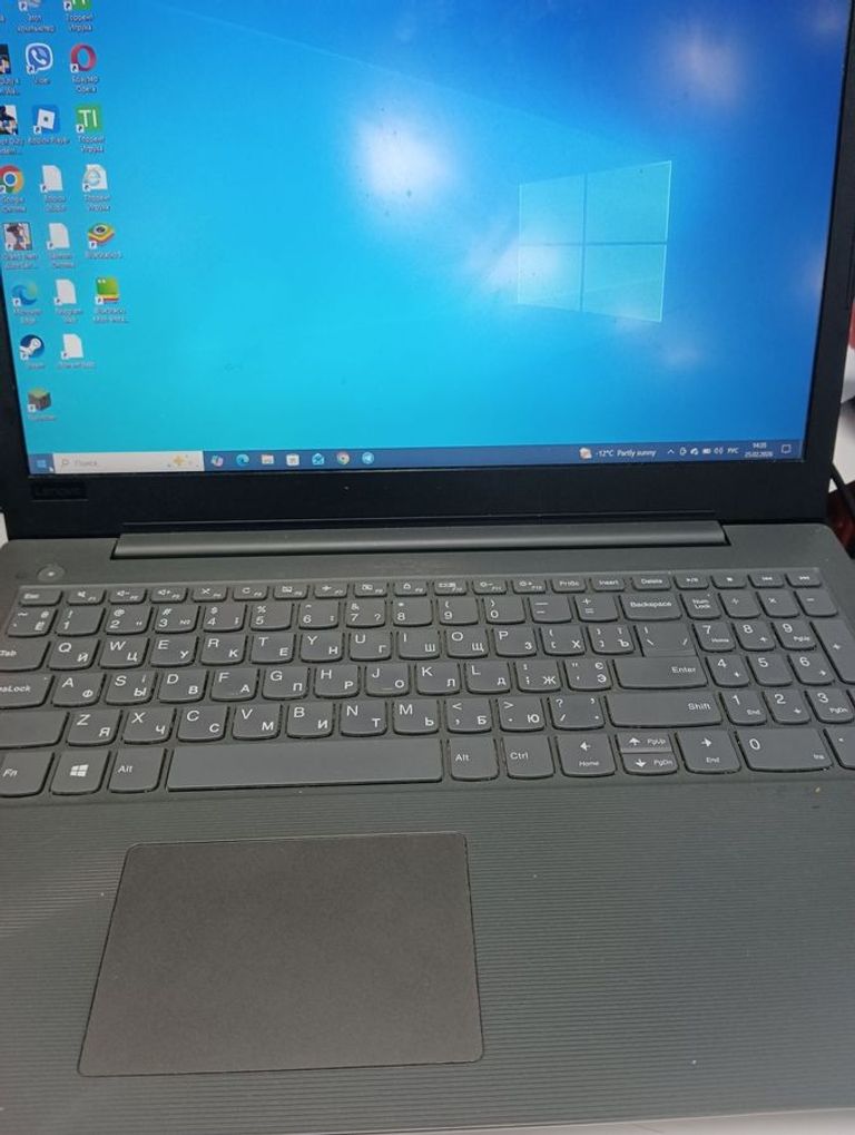 Купити Lenovo 15/core i3 7020u ddr3/8gb ddr3/hdd *відсутній/ssd 256 gb/*інтегрована Б/У