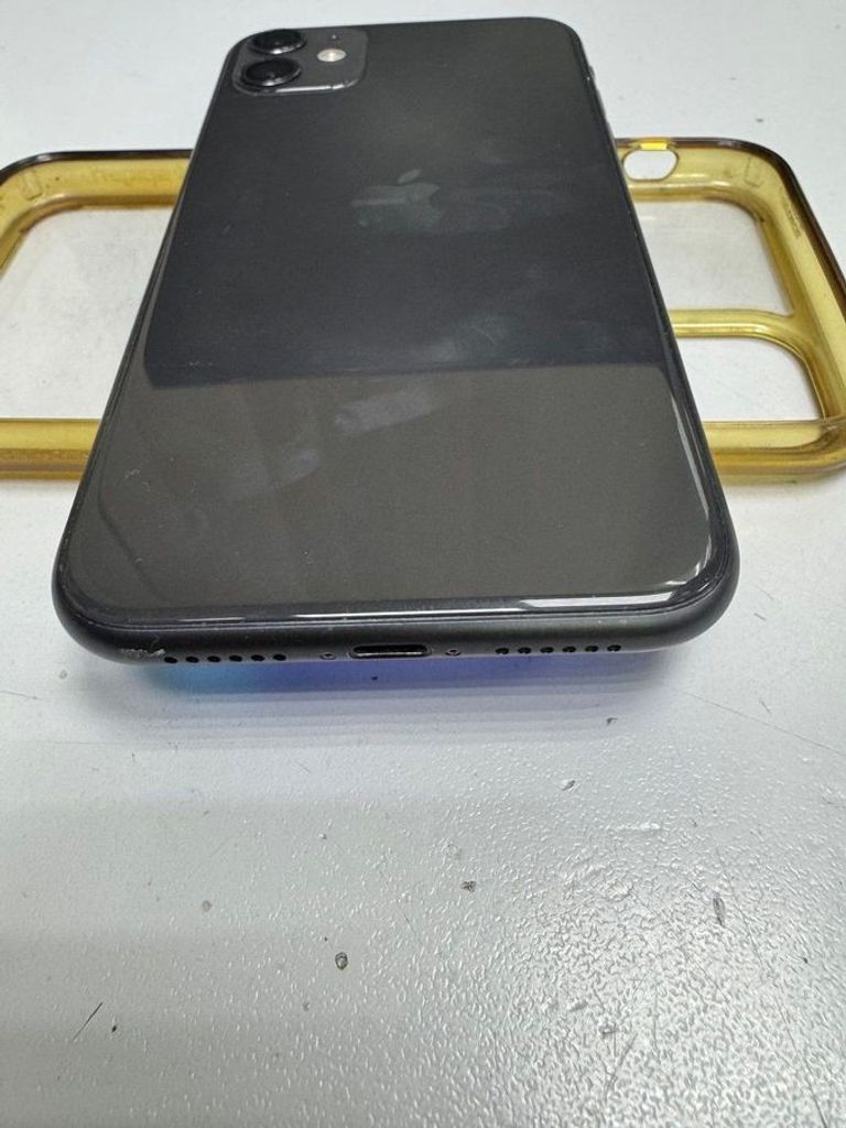 Дешиво Apple iphone 11 128gb с ломбарда