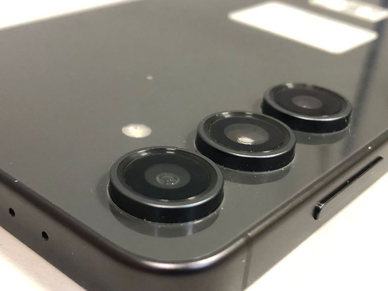 Samsung galaxy s24 fe 8/256gb Код:01-200883622. Изображение 8