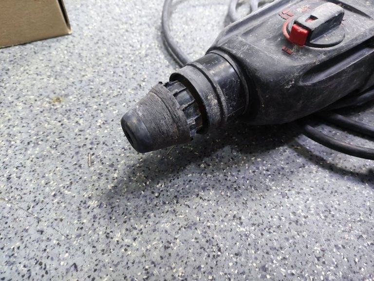 Дешиво Bosch gbh 2-26 dre с ломбарда