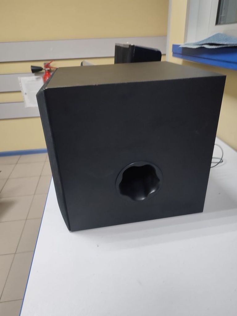 Розпродаж Yamaha av-ресівер yamaha rx-v385+сабуфер ns-sw050+4 колонки ns-b40+ns-c40, продавець Техноскарб