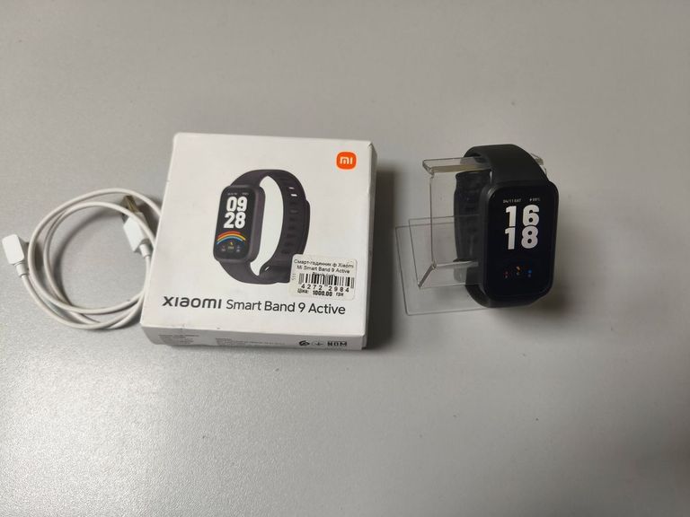 Купити Xiaomi smart band 9 active Б/У