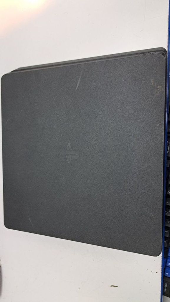 Дешево Sony playstation 4 slim 500gb з ломбарду