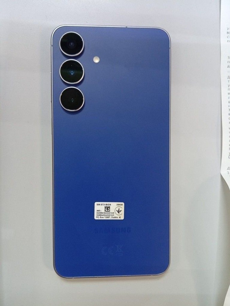 Объявление Samsung galaxy s25 fe 8/256gb Б/У