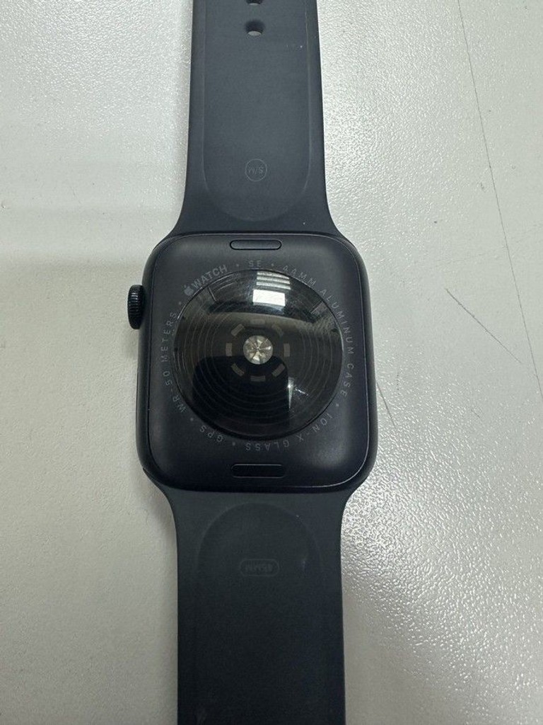 Оголошення Apple watch se 2 gps 44mm aluminium case Б/У