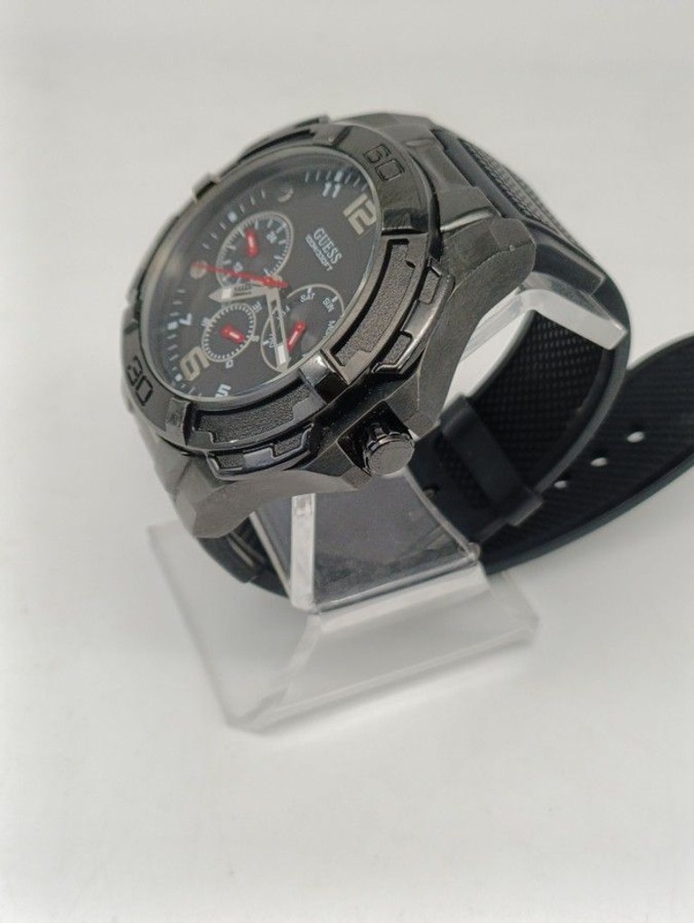 Дешиво Guess W1254G2 с ломбарда