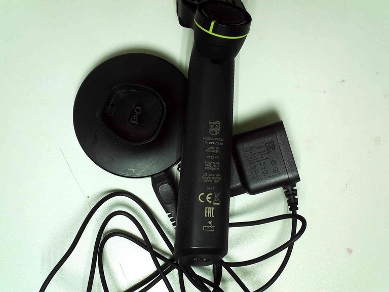 Philips OneBlade Pro QP6650/61 Код:01-200945770. Зображення 5