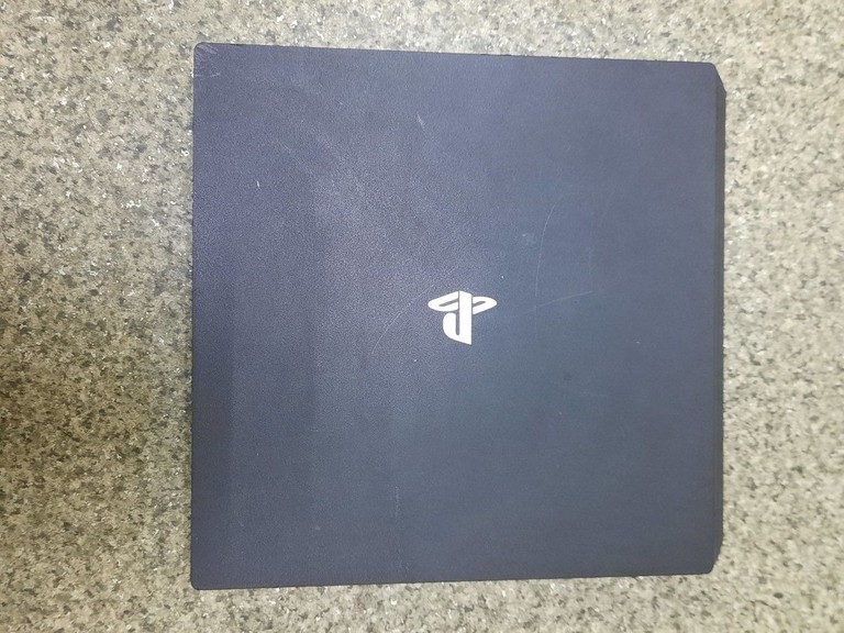Оголошення Sony playstation 4 pro 1tb Б/У