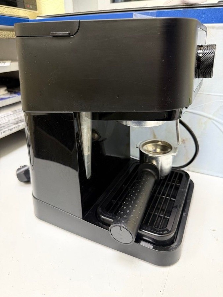 Распродажа Delonghi EC 230.BK, продавец Техноскарб