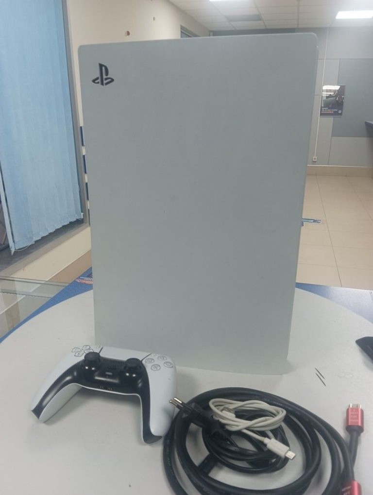 Sony PlayStation 5 825GB Код:01-200975420. Зображення 5