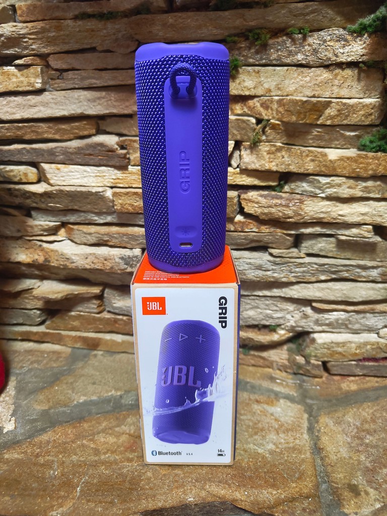 Объявление Jbl grip Б/У