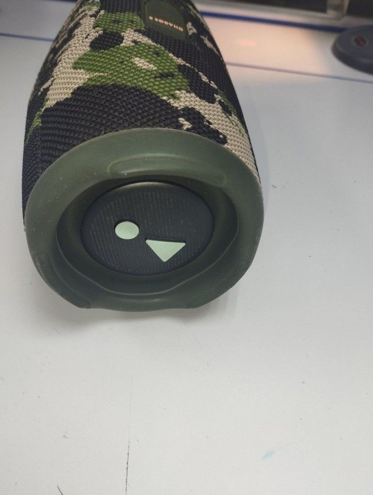 Оголошення Jbl charge 5 Б/У