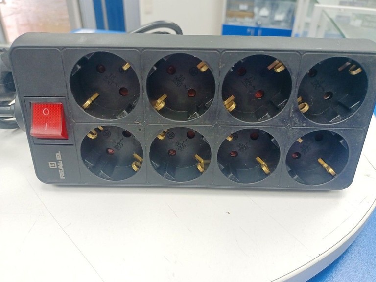 Купити Real-El rs-8 Б/У