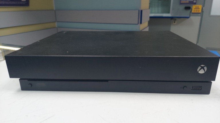 Оголошення Microsoft Xbox One X 1TB Б/У